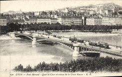 CPA Lyon Pont Morand Quai St Clair et coteau de la Croix Rousse Tramway