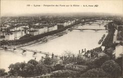CPA Lyon Perspective des Ponts sur le Rhone
