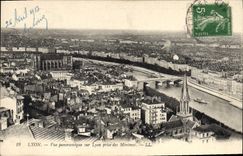 CPA Lyon Vue panoramique sur Lyon prise des Minimes