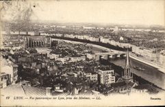 CPA Lyon Vue panjoramique sur Lyon prise des Minimes