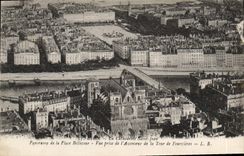 CPA Lyon Panorama de la Place Bellecour Vue prise de l'Ascenseur de la Tour de Fourvières