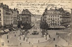 CPA Lyon Place et Rue de la Republique