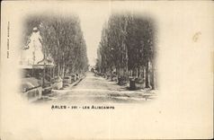 CPA Arles Les Aliscamps