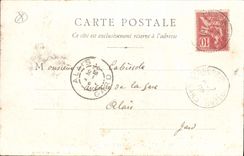 CPA Arles Musee Lapidaire (detail de gauche)