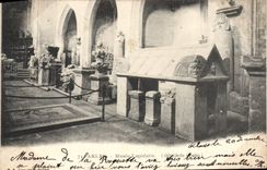 CPA Arles Musee Lapidaire (detail de droite)