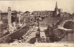 CPA Arles Le Theatre Antique