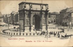 CPA Marseille L'Arc de Triomphe Magasin General