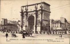 CPA Marseille L'Arc de Triomphe eleve aux Gloires de la Republique 
