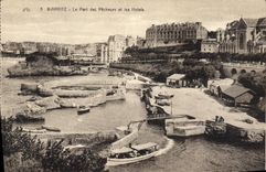 CPA Biarritz Le Port des Pecheurs et les Hotels 