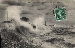 CPA Le Havre La nouvelle Jetee par Tempete 