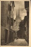 CPA Bayonne La Cathedrale vue d'une vieille rue 