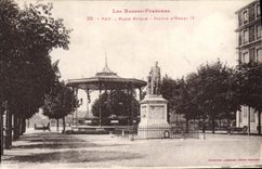 CPA Les Basses Pyrenees Pau Place Royale Statue d'Henri IV 