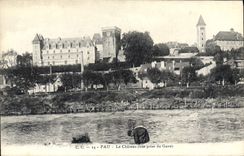 CPA Pau Le Chateau vue prise du Gave 