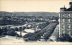 CPA Pau Vue sur Jurancon et le Boulevard des Pyrenees 