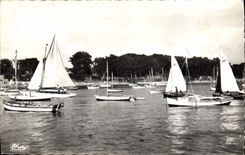 CPM Fouras les Bains Plage Sud Bateaux