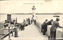 CPA Royan les Bains Le Phare 