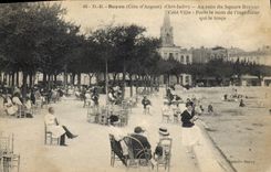 CPA Royan Cote d'Argent Chie Infre au coin du square Botton Cote ville