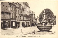 CPA Guingamp Place du Centre 