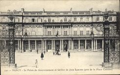 CPA Nancy Le Palais du Gouvernement et Grilles de Jean Lamour pris de la place Carriere