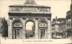 CPA Nancy Porte Desilles et Rue de Metz Tramway