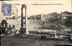 CPA Arles Le Theatre antique Les Gradins et la Scene 