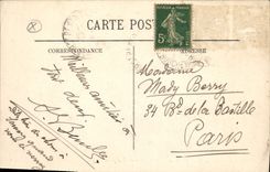 CPA La Provence Les Baux Le Chateau et les Alpilles 