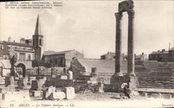 CPA Arles Le Theatre Antique 