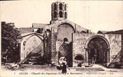 CPA Arles Chapelles des Alyscamps 