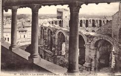 CPA Arles Les Arenes Parie Nord 