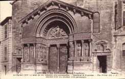 CPA Arles La Cathedrale Saint Trophime 