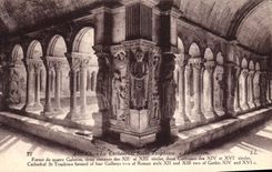 CPA Arles La Cathedrale Saint Trophime 