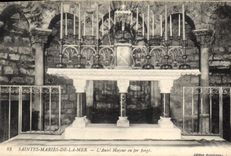 CPA Saintes Maries de la Mer L'Autel Majeur en fer forge 