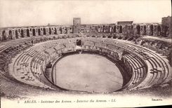 CPA Arles Interieur des Arenes 