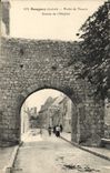CPA Beaugency Loiret Porte de Tavers Entree de l'Hopital 