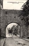 CPA Beaugency Loiret Porte de Tavers Entree de l'Hopital 