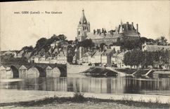 CPA Gien Loiret Vue generale 