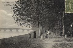 CPA Gien Loiret Square du Port au Bois 