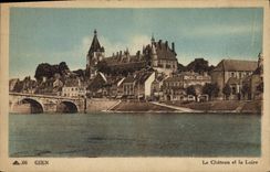 CPA Gien Le Chateau et la Loire 