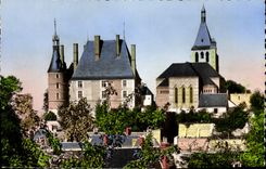 CPM Gien Loiret Le Chateau et l'Eglise 