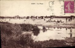 CPA Gien La Plage 