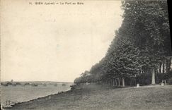 CPA Gien Loiret Le Port au Bois 