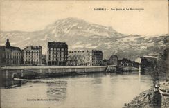 CPA Grenoble Les Quais et le Moncherotte 
