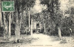 CPA Roquefavour L'Entree de l'Hermitage 