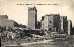 CPA Montmajour Vue exterieure du XII siecle 