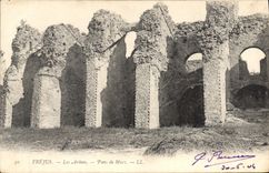 CPA Frejus Les Arenes Pans de Murs 