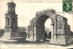 CPA St Remy de Provence Les Monuments Romains Le Mausolee Arc de Triomphe 