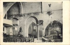 CPA Les Baux Eglise St Vincent Nef centrale et Nef laterale droite vues de la Nef laterale gauche 