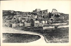 CPA Les Baux Vue panoramique des ruines de l'ancien Hopital de l'eglise St Blaise XII siecle 