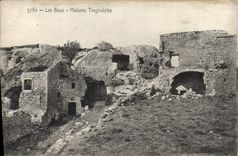 CPA Les Baux Maisons Troglodytes 