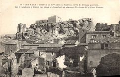 CPA Les Baux Construit au X siecle ce CHateau abrita des Princes guerriers 